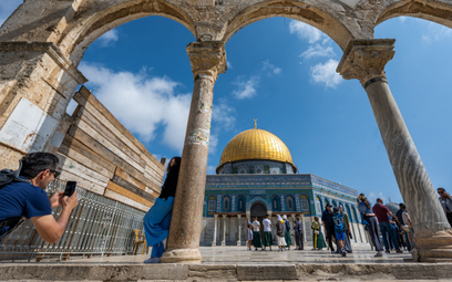 Meczet Al-Aksa to jeden z najchętniej odwiedzanych przez turystów zabytków Jerozolimy