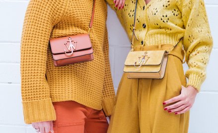 Mieszkają u rodziców, nie martwią się kredytami, kochają zakupy. Oto zillenialsi