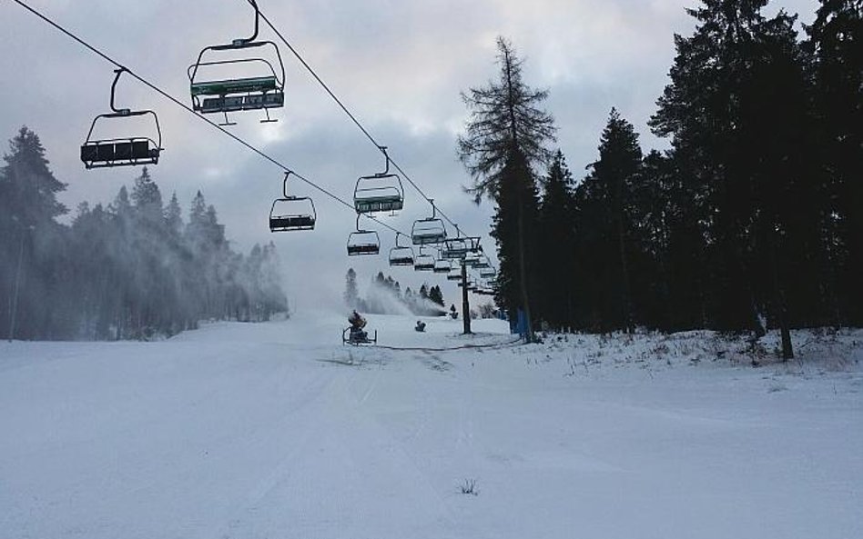 Dwie Doliny: Nie brakuje śniegu na otwarcie sezonu