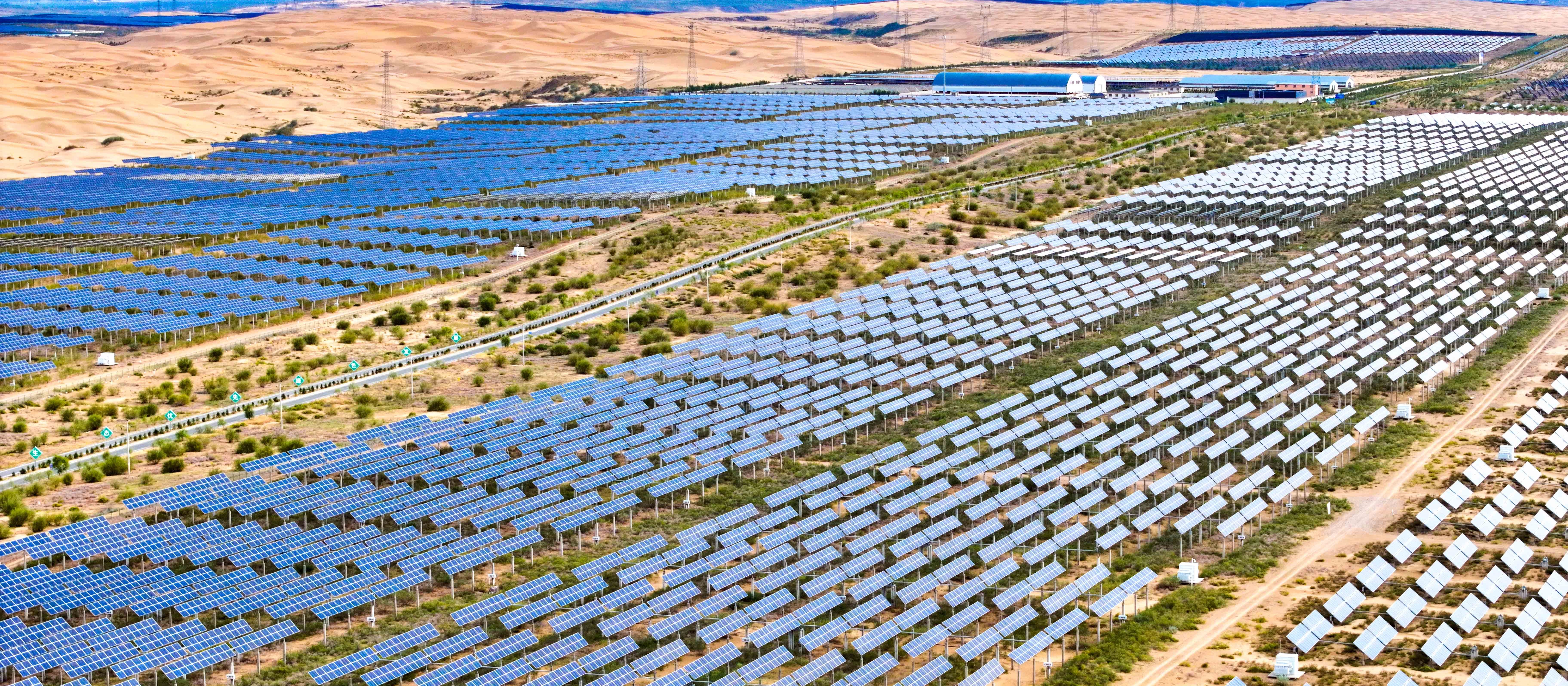 Wielki Słoneczny Mur wyrośnie na pustyni. Oprócz prądu da dodatkową korzyść