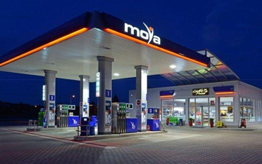 Sieć Moya dostała paliwo do zakupów stacji