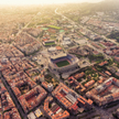 Widok z lotu ptaka na Camp Nou – stadion, którego trybuny mieszczą blisko 100 tys. kibiców piłki noż