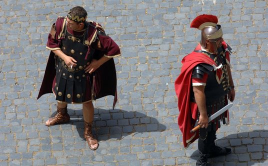 Centurioni wypatrują chętnych do zdjęć