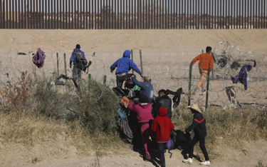 Imigranci na granicy USA z Meksykiem