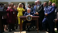 40 proc. Amerykanów widzi w Donaldzie Trumpie pomazańca Bożego