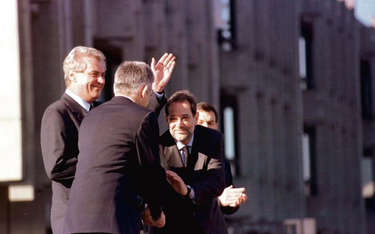 Bruksela, 16 marca 1999. Uroczystość z okazji wstąpienia Polski, Czech i Węgier do NATO. Sekretarz G