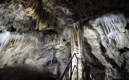 Jaskinie w Han-sur-Lesse w Belgii