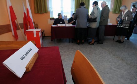 Wybory 2023. Uruchomiono bazę mężów zaufania. Jest też specjalna aplikacja