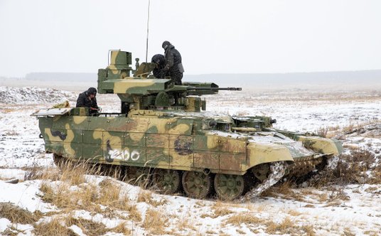 "Bojowe wozy wsparcia czołgów BMPT Terminator. Fot./MO FR/CWO."