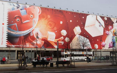 Reklama obecności Polski na ITB zawieszona na głównej ulicy Berlina, Unter den Linden