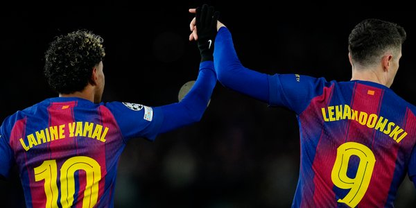 Liga Mistrzów. Barcelona uniknęła wpadki i nie musi grać w barażach, 107. gol Lewandowskiego