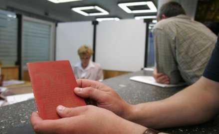 Bodnar do Morawieckiego: co zrobić z książeczkami mieszkaniowymi