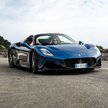 Maserati MC20 Cielo napędzane jest 6-cylindrowym silnikiem o 3-litrach pojemności i mocy 630 KM
