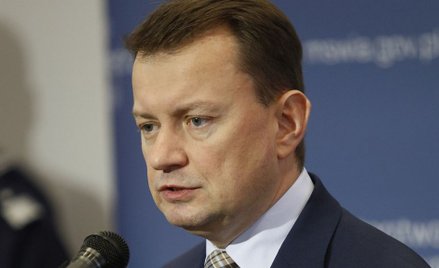 Błaszczak zapowiada podwyżki dla cywilnych pracowników wojska. 200 zł na osobę