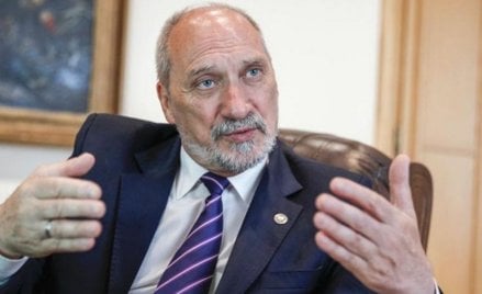 Wypadek Macierewicza. Kierowca usłyszy zarzut