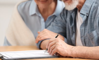 Jeśli zmarły nie miał już żadnych żyjących krewnych, którzy mogliby po nim dziedziczyć, wtedy jego m