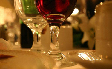 Sprzedaż wina rośnie, winiarze walczą z mitami