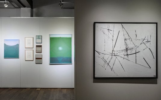 fot. Norbert Piwowarczyk, widok na wystawę „How far can you see? – 100% abstrakcji” - dzięki uprzejm