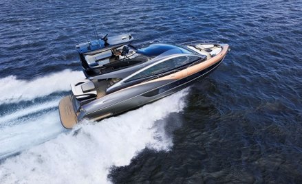 7 najciekawszych rzeczy o pierwszym jachcie Lexusa