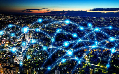 Sieci 5G mają zrewolucjonizować działanie systemów komunikacji miast, maszyn przemysłowych i przedmi