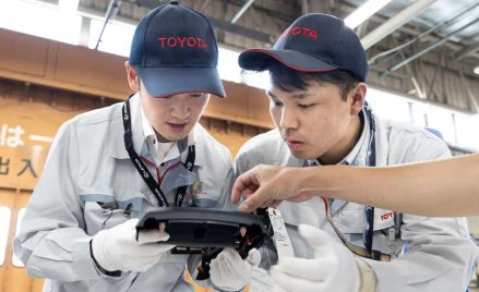 Toyota, Honda, Mazda, Suzuki i Mitsubishi realizują program Smart Standard Activity (1)