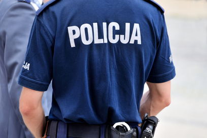 Przed zgromadzeniami i imprezami masowymi funkcjonariuszom prezentowane są treści mające na celu prz