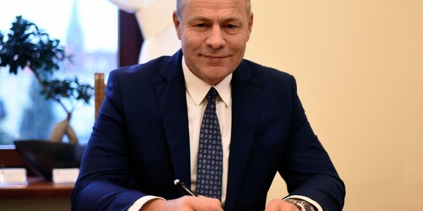 Prezydent Bydgoszczy: Miasto czerpie korzyści z rozwoju każdego biznesu, nie tylko wojskowego
