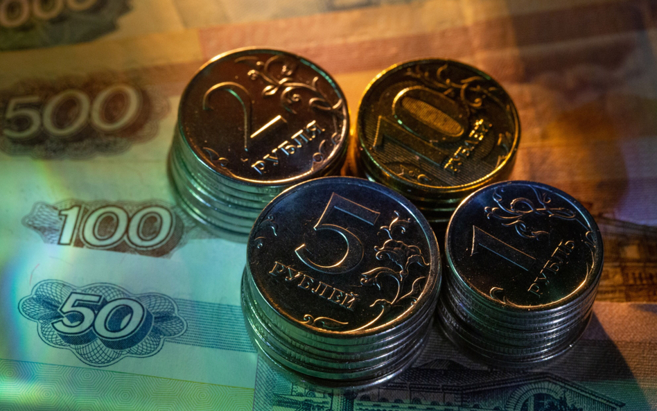 Drastyczna kara za przelew na Ukrainę. Finanse Rosjan pod kontrolą FSB