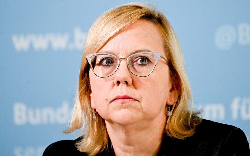 Wzrost rachunków za ciepło nie powinien być wyższy niż 42 procent – zapowiedziała minister klimatu A
