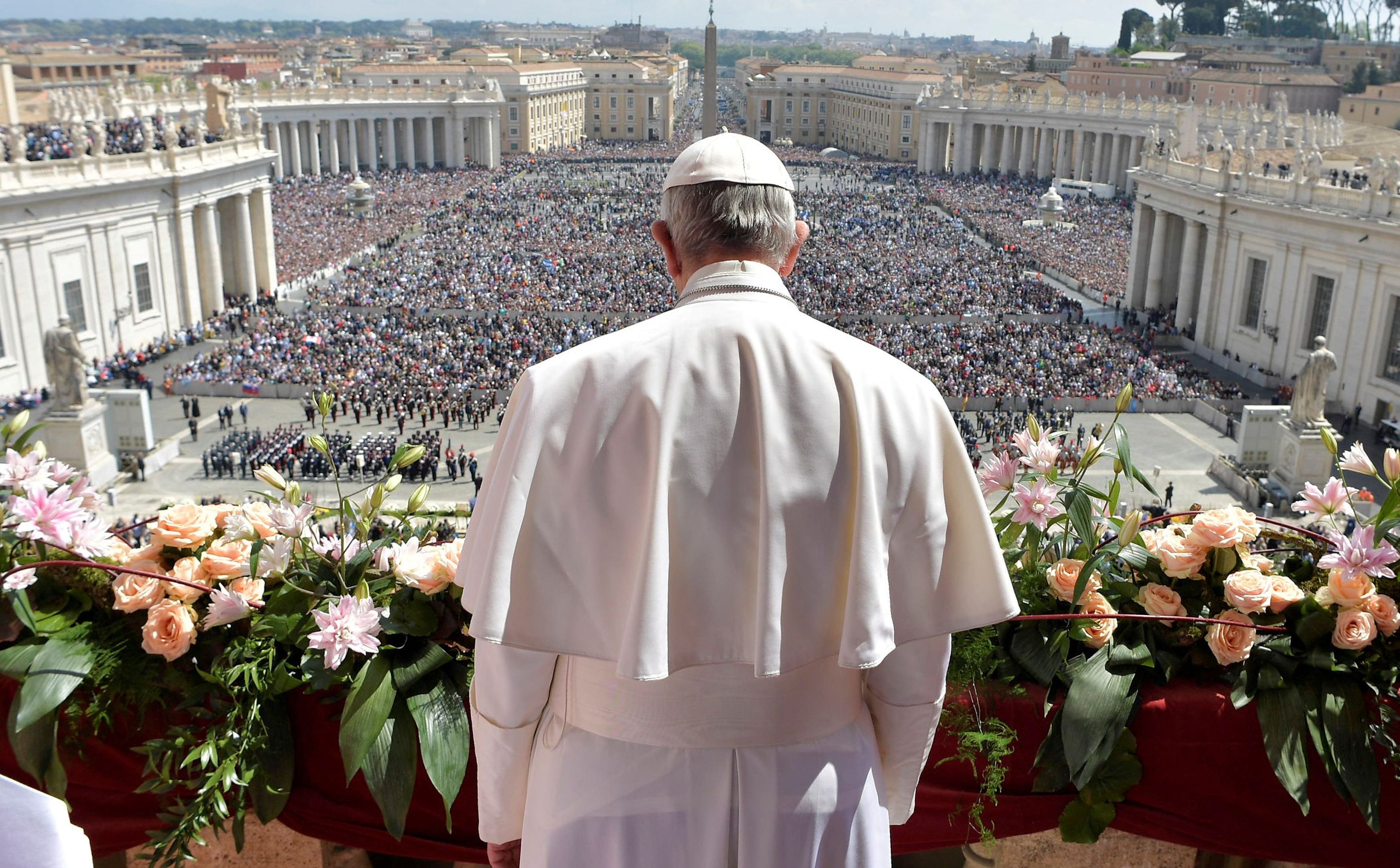Franciszek nie żyje. Wołodymyr Zełenski i Władimir Putin żegnają papieża