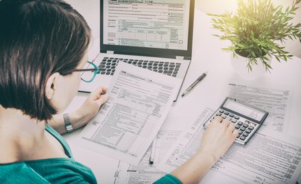 Firmy uciekły w ryczałt