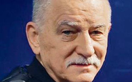 Krzysztof Jasiński – rocznik 1943 – aktor, reżyser teatralny i telewizyjny, twórca pamiętnych benefi