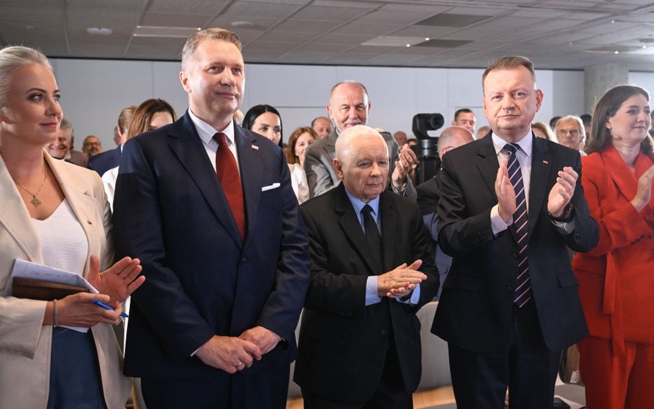 Jarosław Kaczyński popełnia błąd ścigając się z Grzegorzem Braunem na radykalizm