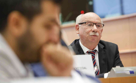 Janusz Lewandowski: PiS zniechęca Polaków do Unii
