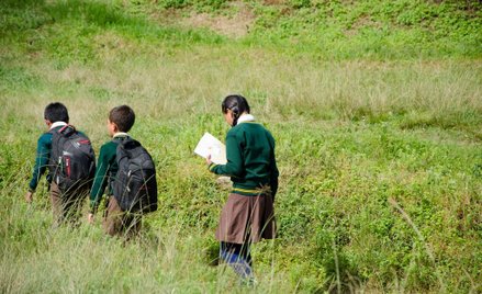 Azja: Brak dostępu do toalet, dziewczynki opuszczają lekcje