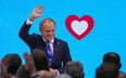 Donald Tusk jeszcze czeka z rozwiązaniem stołecznych struktur KO
