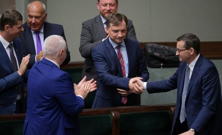 Mateusz Morawiecki i Zbigniew Ziobro w rządowych ławach