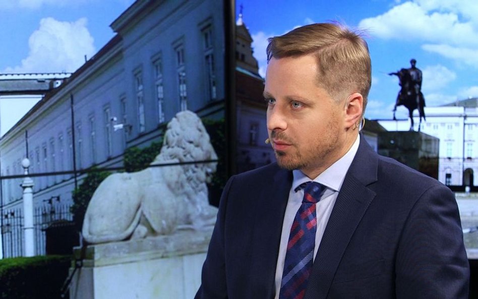 Duma: 28 proc. dla Hołowni? W II turze każdy z opozycji ma szansę