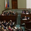 Sondaż: PiS traci, PO zyskuje