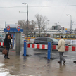 Mniej zabitych i rannych na drogach