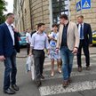 Prezydent Wołodymyr Zełenski w nieprezydenckim stroju odwiedził w czwartek festiwal książki w Kijowi