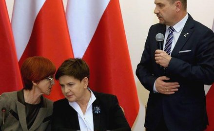 Pracom RDS na początku przewodniczyć będzie szef „S” Piotr Duda. Na zdjęciu z premier Beatą Szydło i