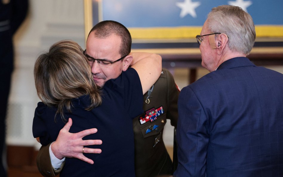 Karol Cierpica z rodzicami Michaela Ollisa w Białym Domu