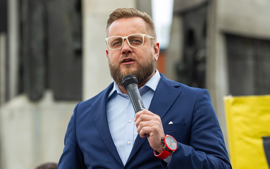 Prokuratura bada podpisy komitetu Pawła Tanajny. Ponad 50 osób do przesłuchania