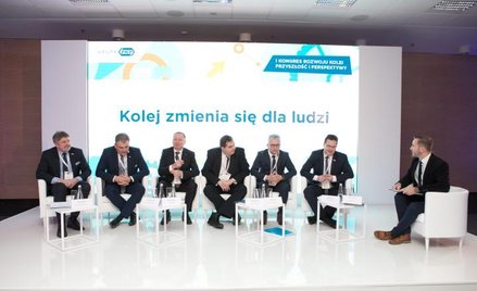 Uczestnicy debaty zgodzili się, że kolej z każdym rokiem staje się coraz bardziej przyjazna dla pasa