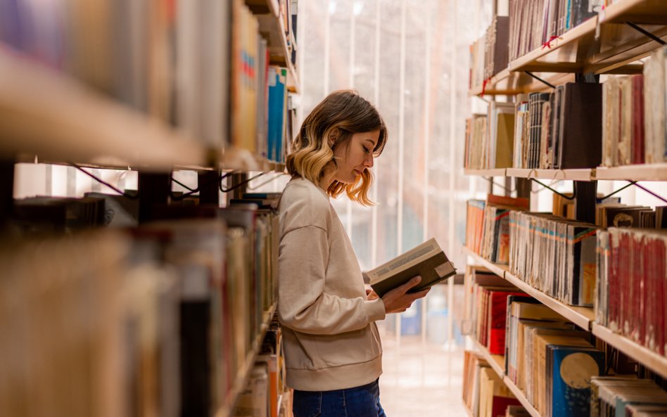 Biblioteka ma stać się miejscem sprzyjającym nieformalnemu życiu publicznemu, oferując wygodne warun
