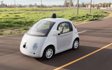 Prototypowe autko Google nie ma kierownicy i pedałów