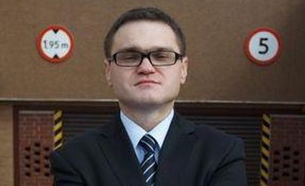 Mecenas Rogalski: na jakiej podstawie prawnej działa komisja Jerzego Millera?