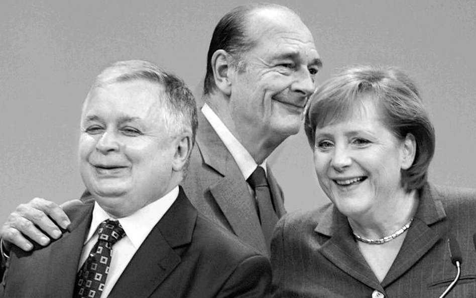 Lech Kaczyński z Jacques’em Chirakiem i Angelą Merkel, spotkanie w Mettlach, 5 grudnia 2006r.