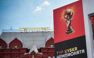 Krwawe plakaty na mundialu w Rosji